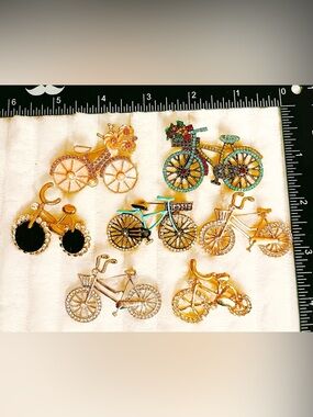 Exquisite Mixed Bicycle Brooch Set Colorful Enamel & Rhinestone Bike Pins Lot 7